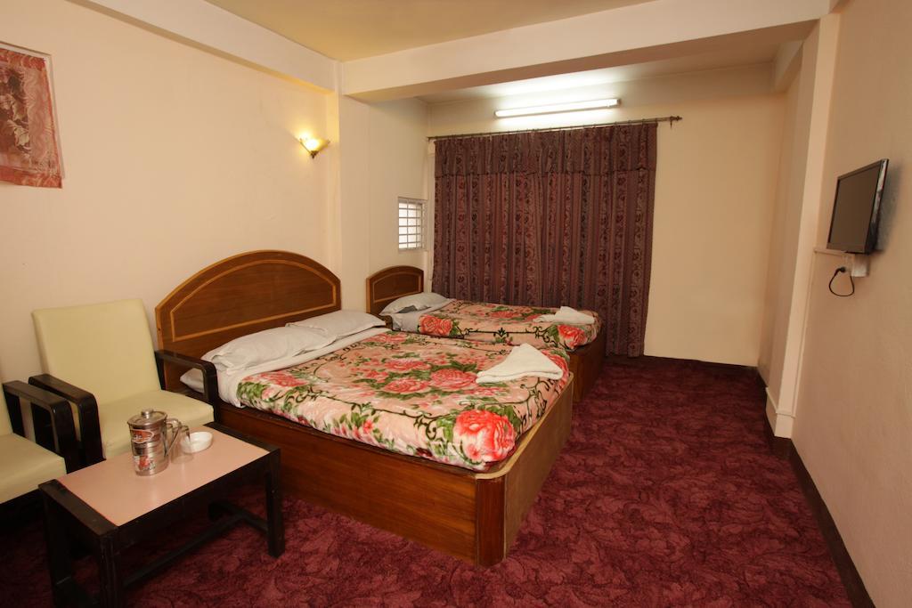 Hotel Kamal Катманду Стая снимка