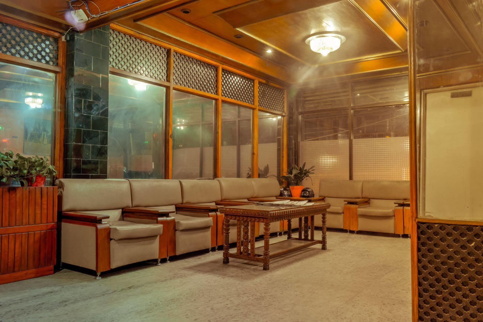 Hotel Kamal Катманду Екстериор снимка