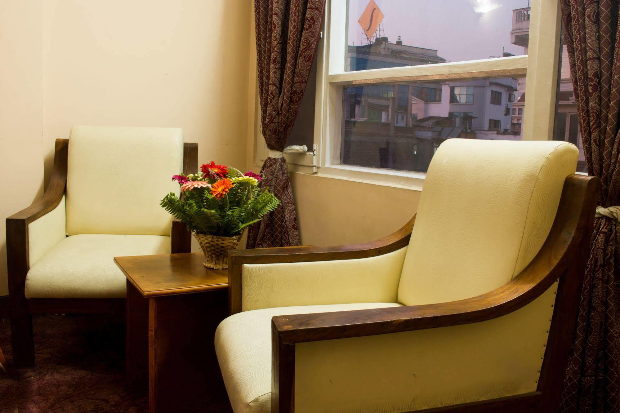 Hotel Kamal Катманду Екстериор снимка