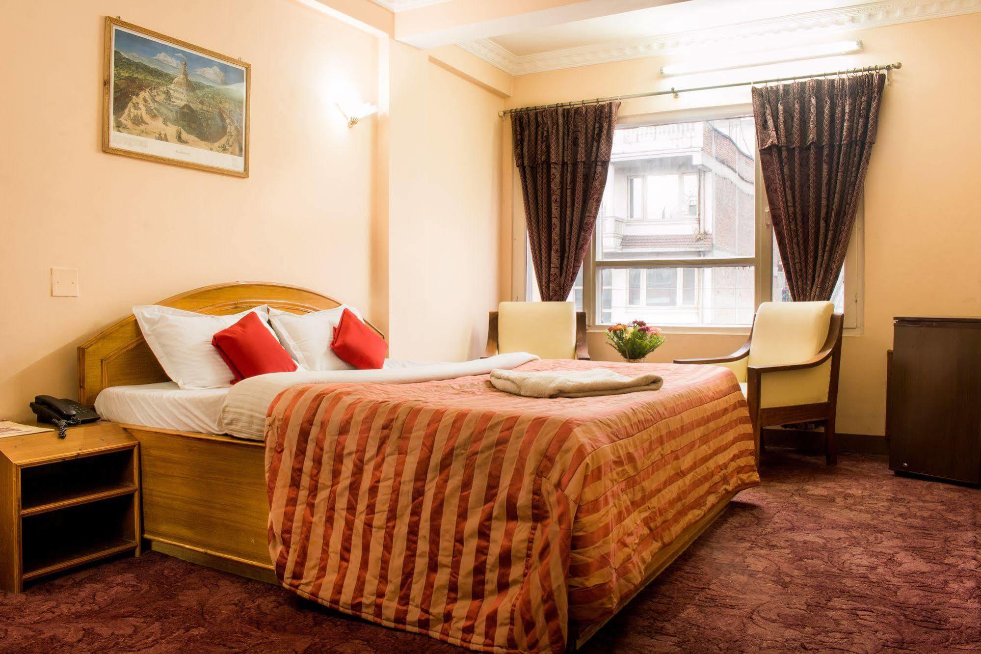 Hotel Kamal Катманду Екстериор снимка