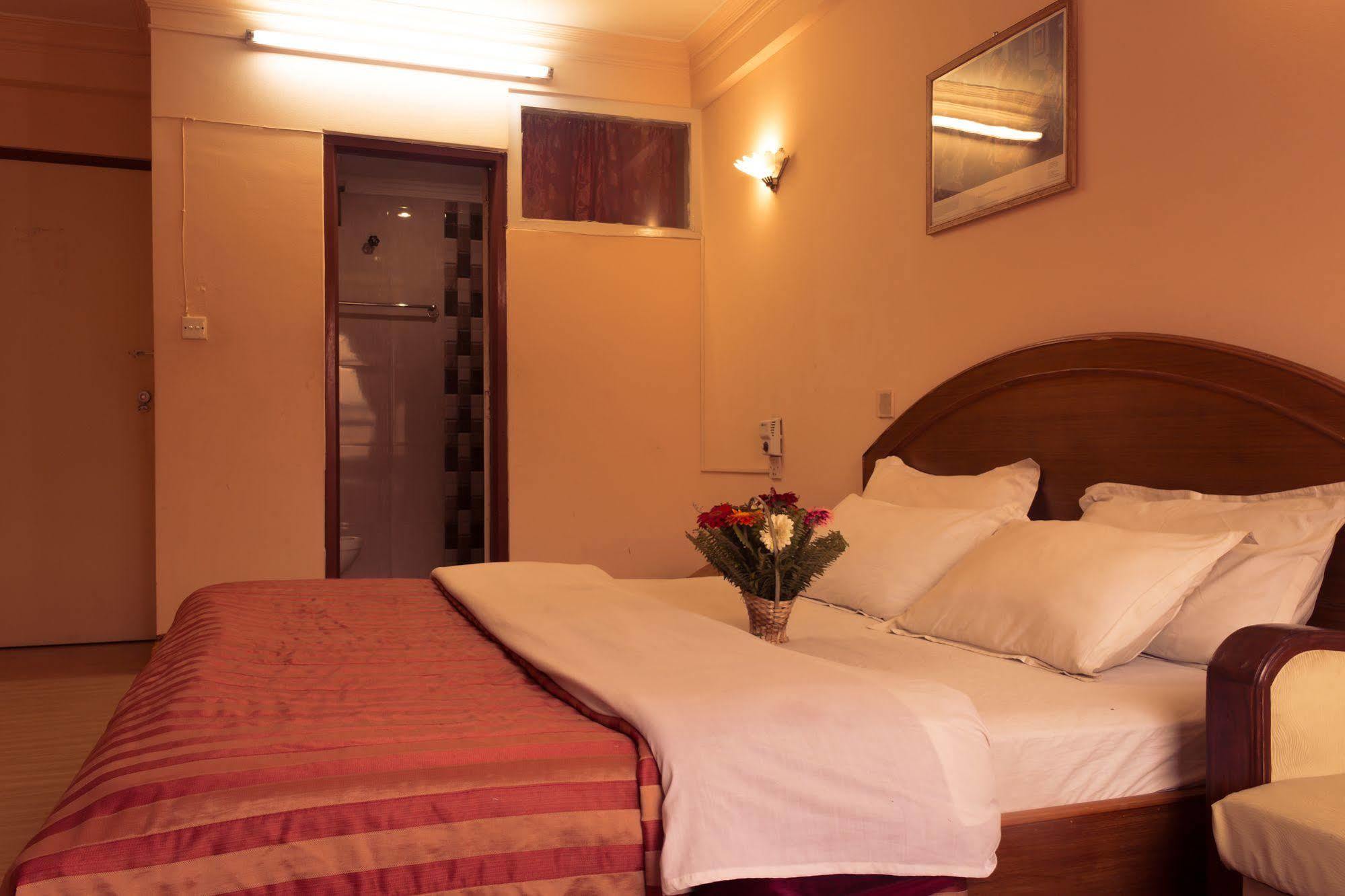Hotel Kamal Катманду Екстериор снимка