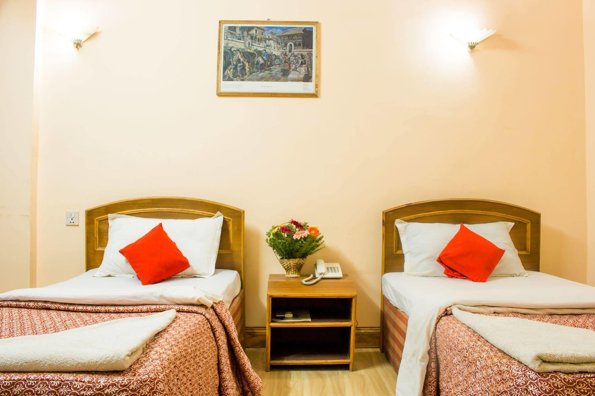 Hotel Kamal Катманду Екстериор снимка