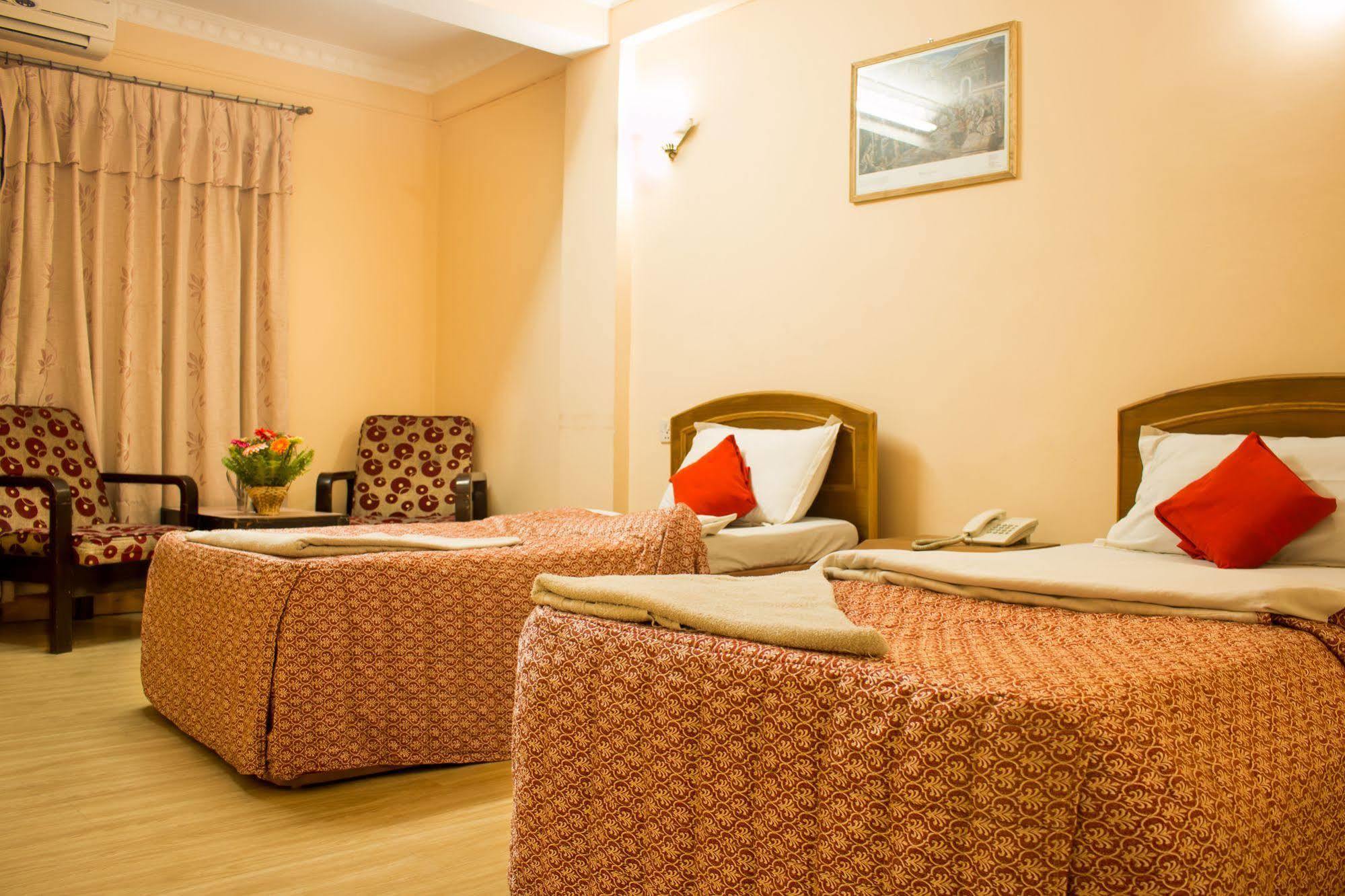 Hotel Kamal Катманду Екстериор снимка
